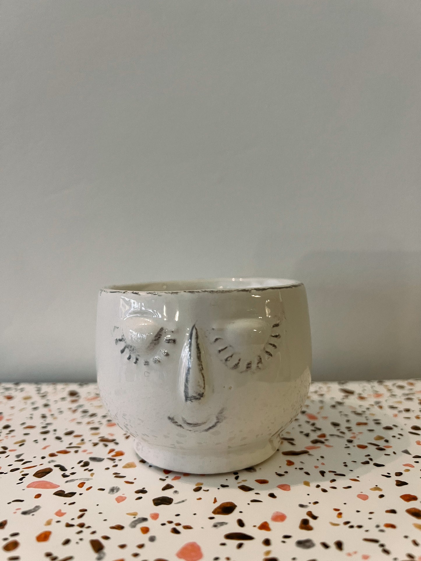 Happy Face White Pot 6cm