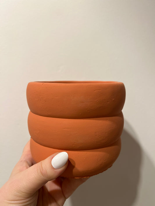 Coral Ribbed Pot 12cm